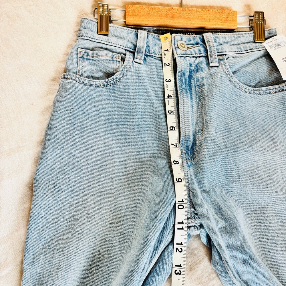 Hollister Light Blue Straight Leg Jeans - Picture 5 of 7